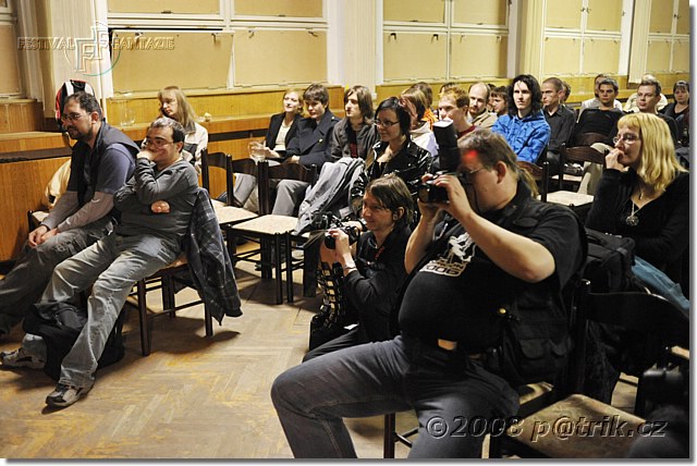 k�est kn�ky Je��sku, j� chci plamenomet