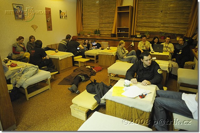 �ajovna FFS o p�lnoci