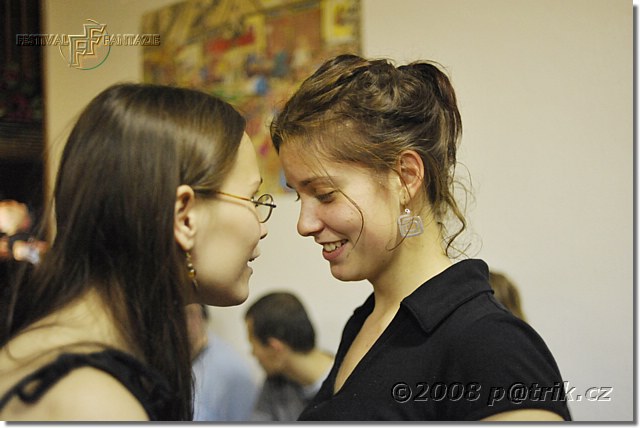 Artemis a Lenka